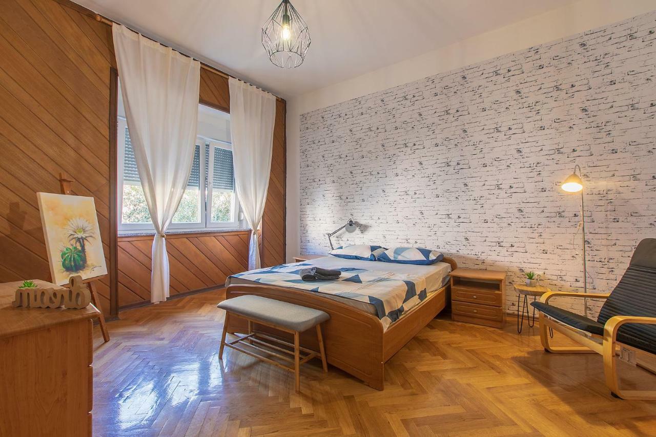 Polias Apartment Πούλα Εξωτερικό φωτογραφία